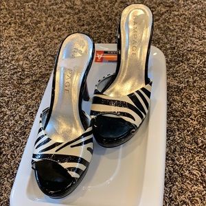 High heel shoes New size 6M